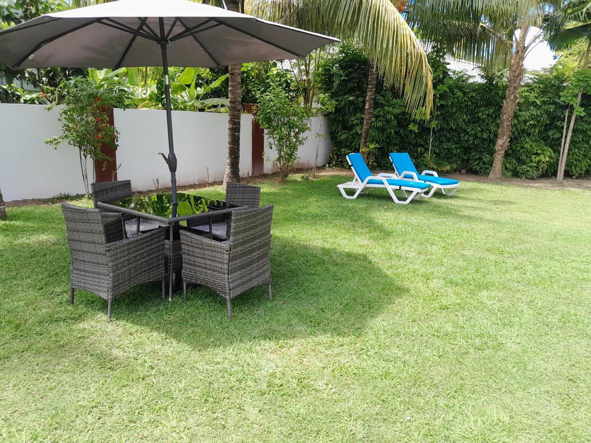 Вилла Island Charm Of Praslin Виктория Экстерьер фото
